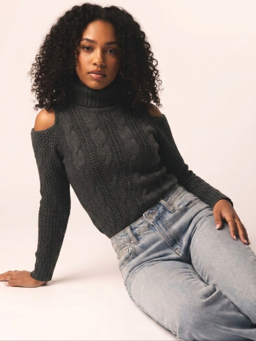 American Eagle Outfitters Charcoal Cold-Shoulder Cable Turtleneck Sweater Small